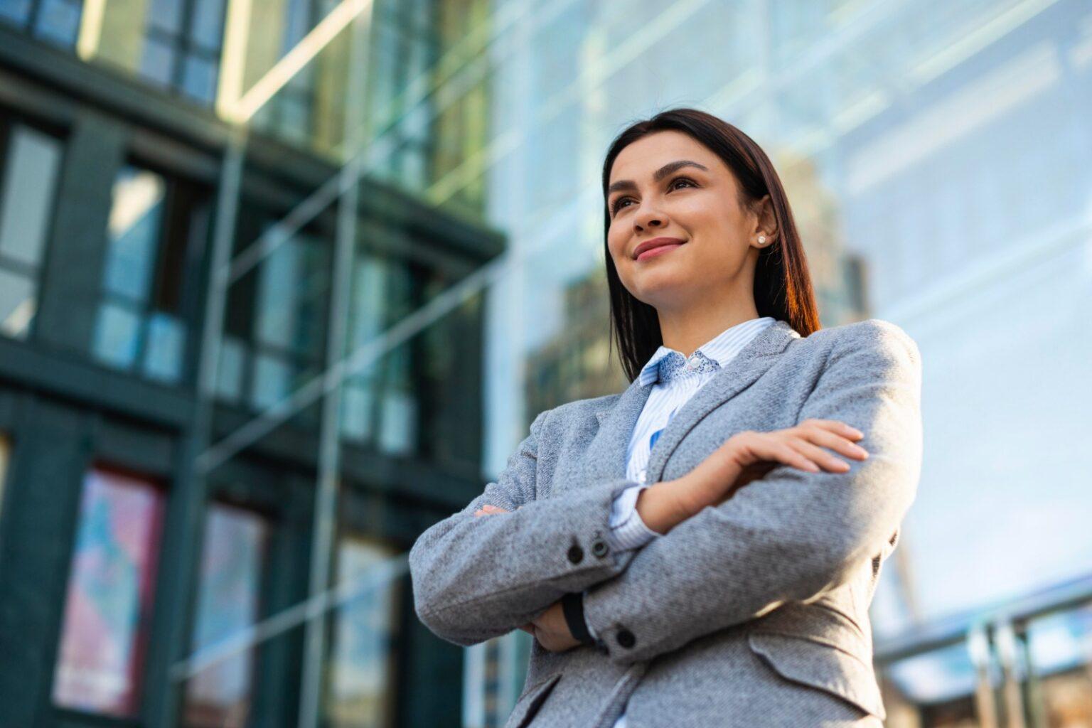 EXCELÊNCIA EM LIDERANÇA FEMININA NA CONSTRUÇÃO